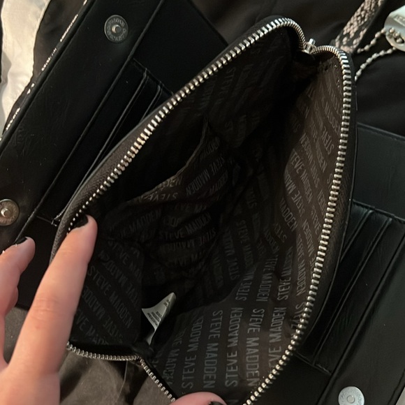 Steve Madden Purse - Picture 4 of 4